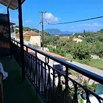 Kostas House Apartmán